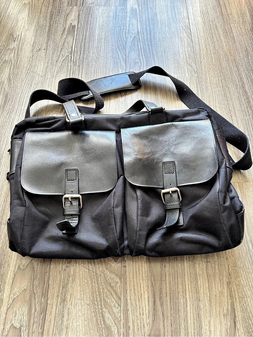 Danier 2000s Leather Trim Bag
